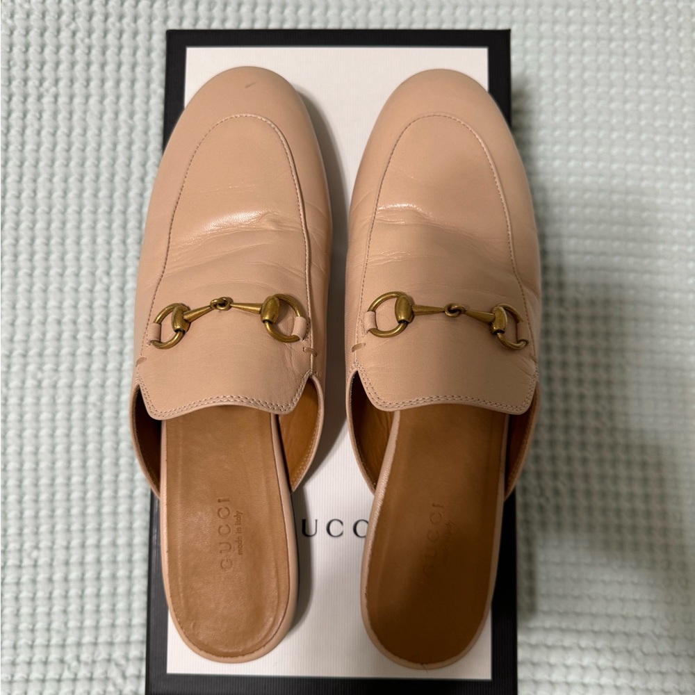 Gucci Loafers (size 38 / 7.5)